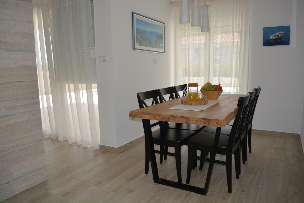 Villa Antea - Modern House With Pool Pag Town Dış mekan fotoğraf